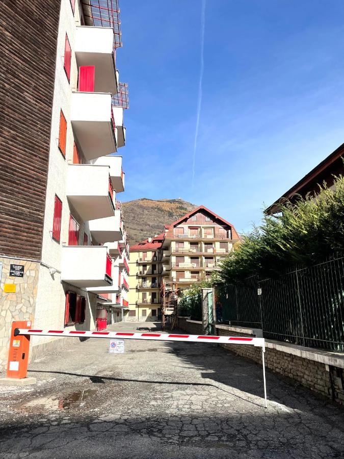 Gina'S Home - Appartamento Nel Cuore Di Bardonecchia Kültér fotó